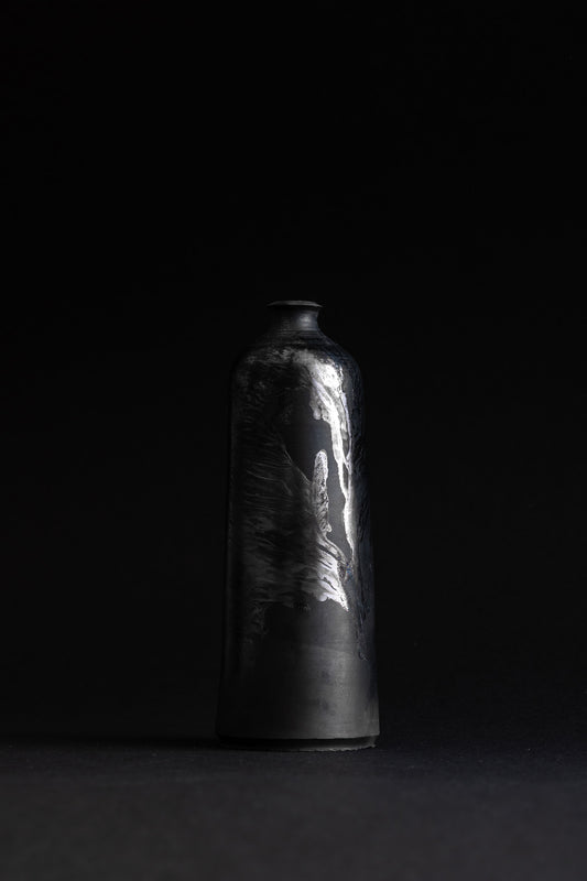 bucchero etrusco _ bottle